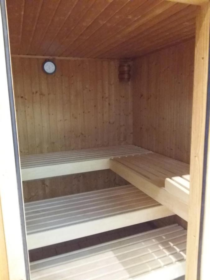 Schwarzwald Geht Immer Fewo 60 Qm Mit Grossem Suedbalkon, Wlan Und Magenta Tv Schönwalde Exterior foto